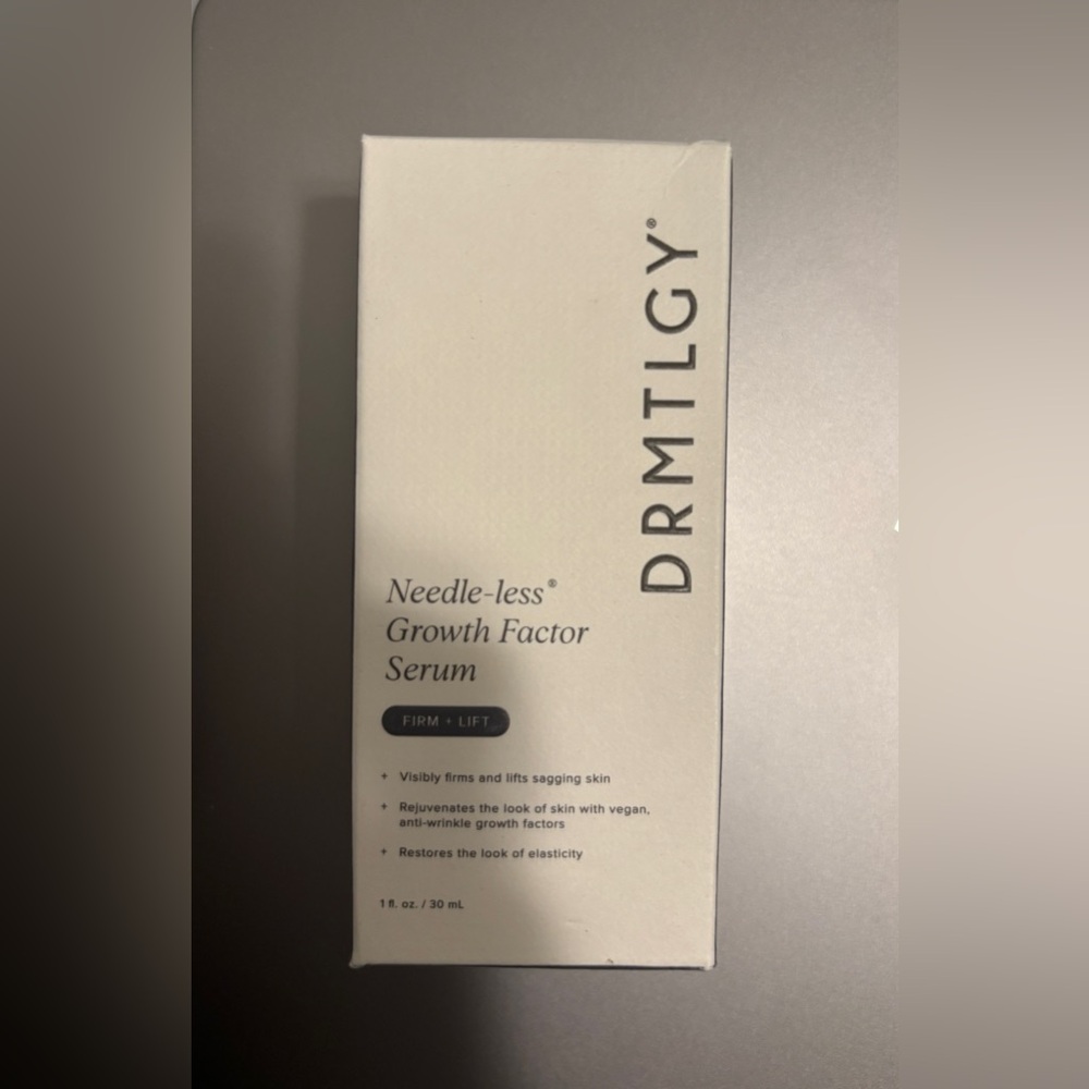 DRMTLGY Needle-Less Growth Factor Serum
